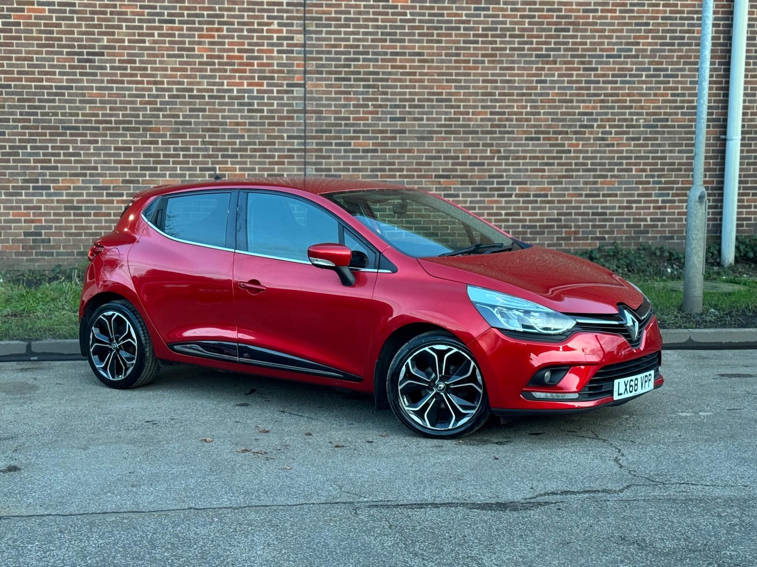 Used Renault Clio for sale - 77586762: Photo 4