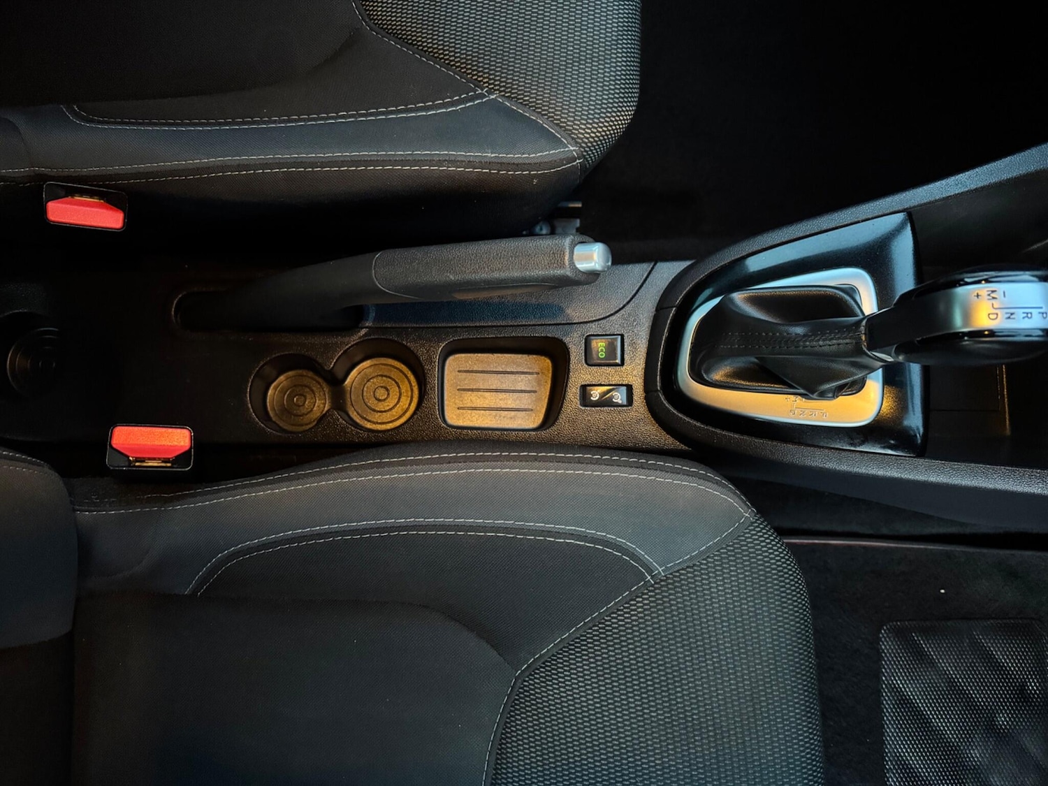 Used Renault Clio for sale - 77586762: Photo 43