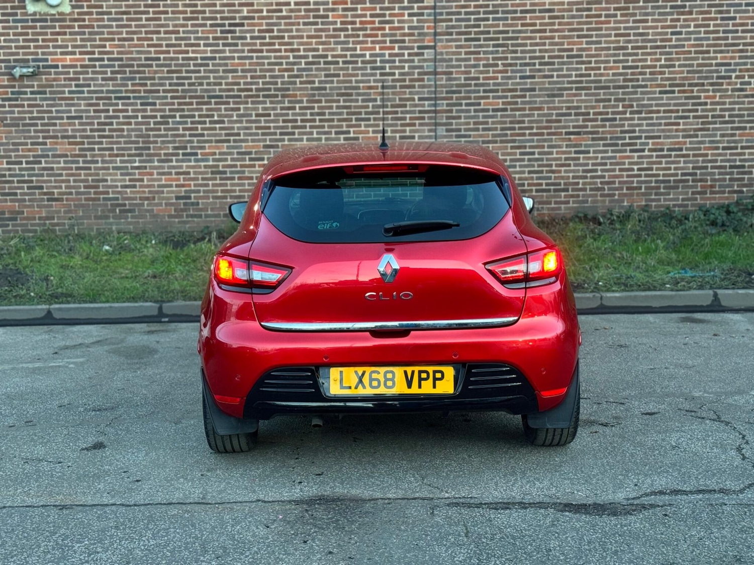 Used Renault Clio for sale - 77586762: Photo 8