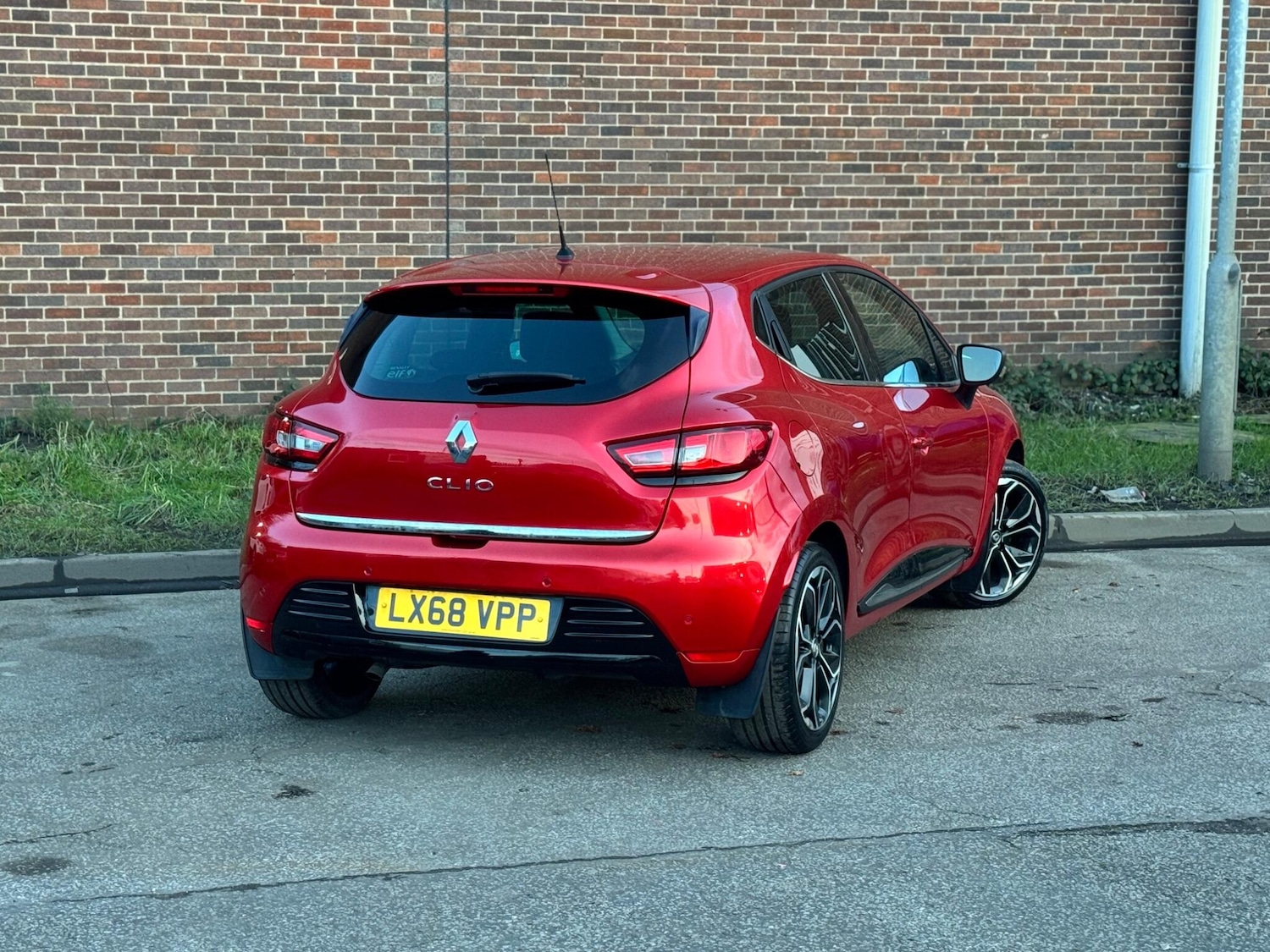 Used Renault Clio for sale - 77586762: Photo 9