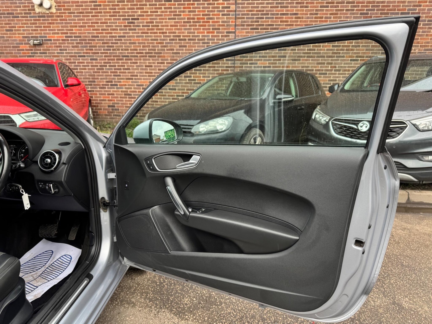 Used Audi A1 for sale - 77695456: Photo 31