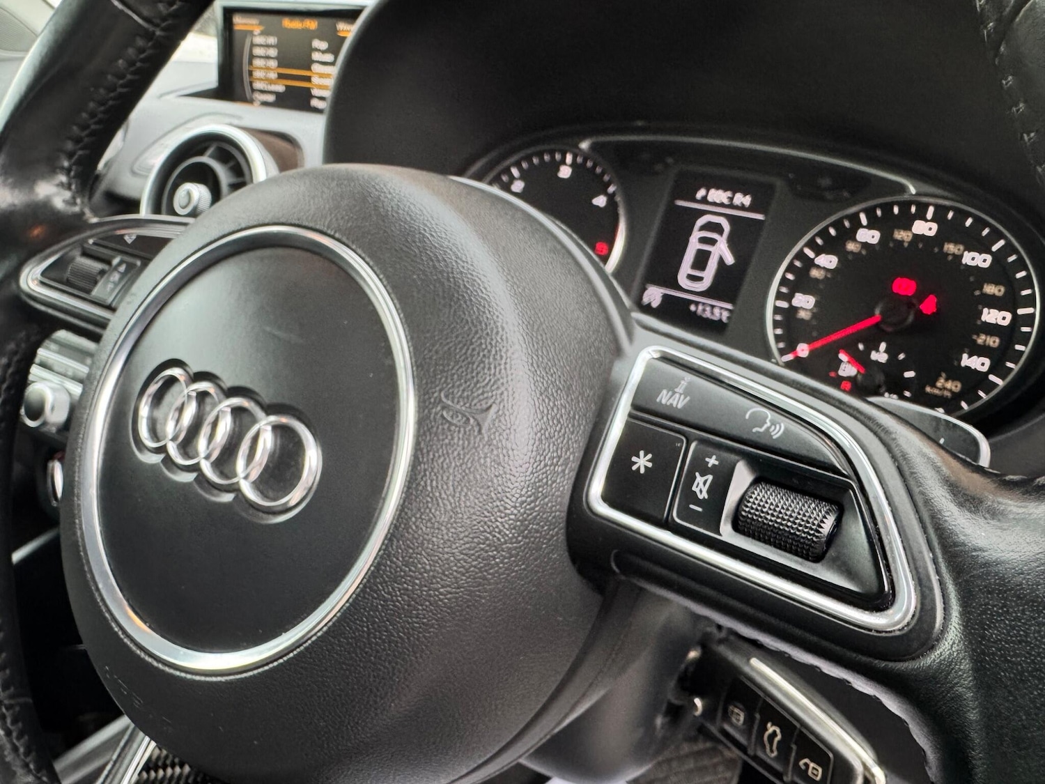 Used Audi A1 for sale - 77695456: Photo 38