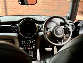 Used MINI Hatch 2022 for sale - 74389722: Photo
