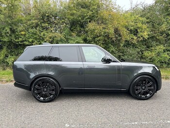 Used Land Rover Range Rover 2024 for sale - 75801237: Photo