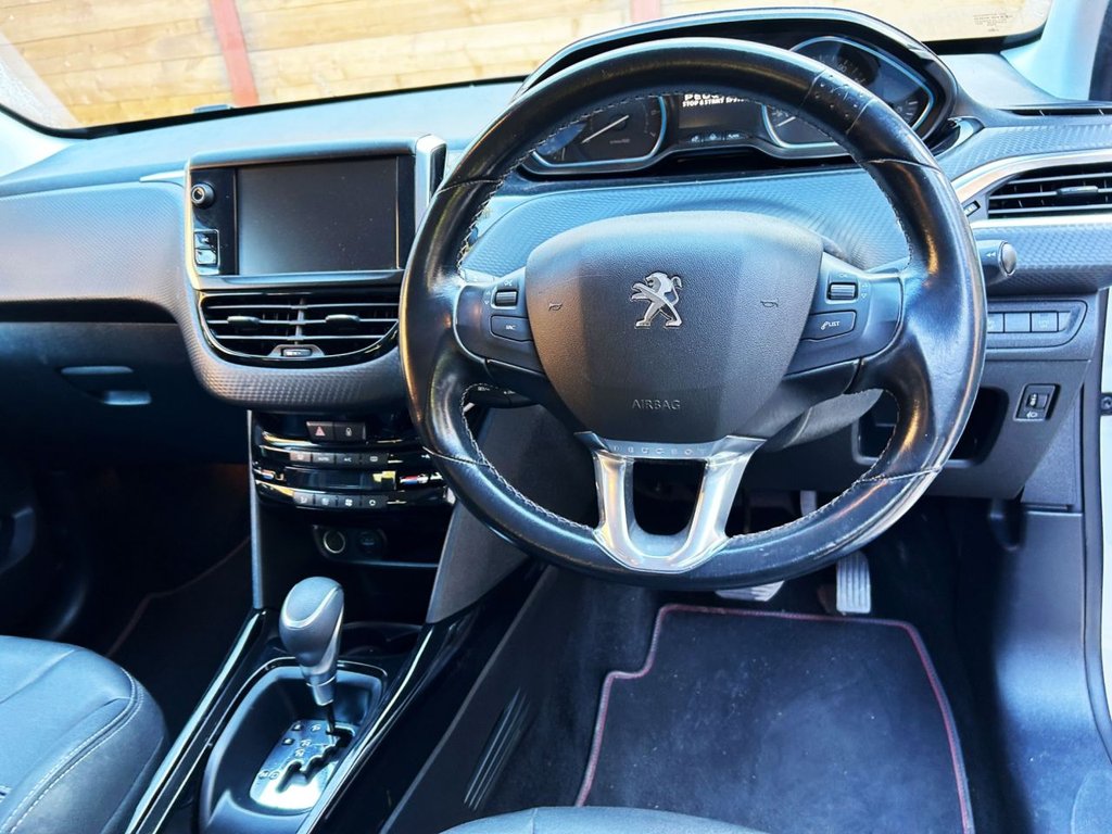 Used Peugeot 2008 2017 for sale - 75998447: Photo 2