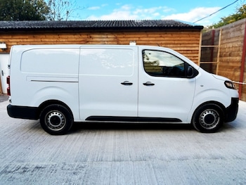 Used Vauxhall Vivaro 2022 for sale - 75998904: Photo 2