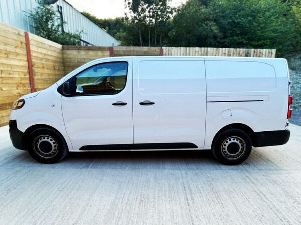 Used Vauxhall Vivaro 2022 for sale - 75998904: Photo 3