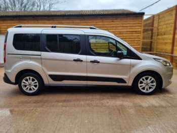 Used Ford Grand Tourneo Connect 2018 for sale - 74884558: Photo