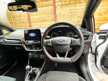 Used Ford Fiesta 2019 for sale - 76367609: Photo