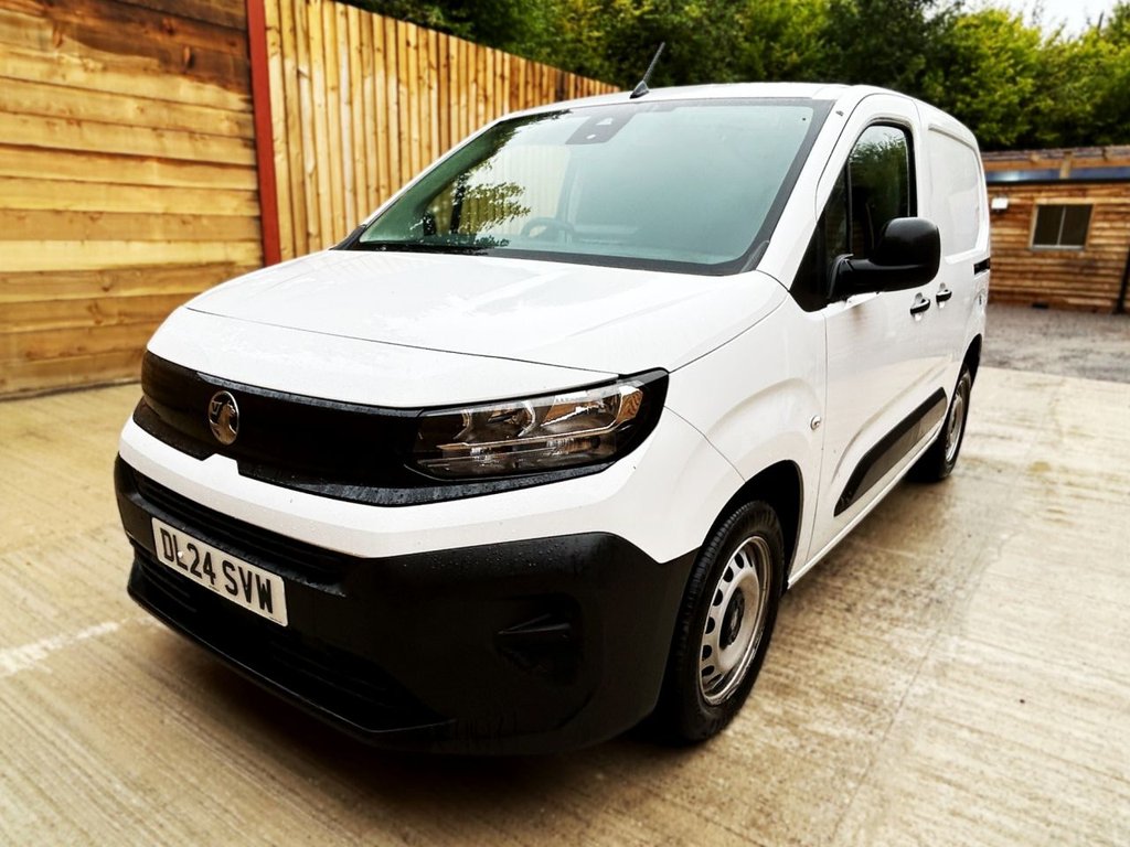 Used Vauxhall Combo 2024 for sale - 76840929: Photo 2