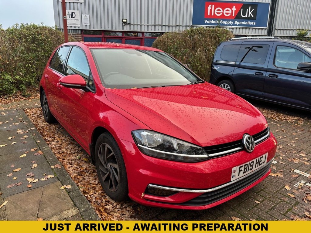 Used Volkswagen Golf 2019 for sale - 76558911: Photo 1