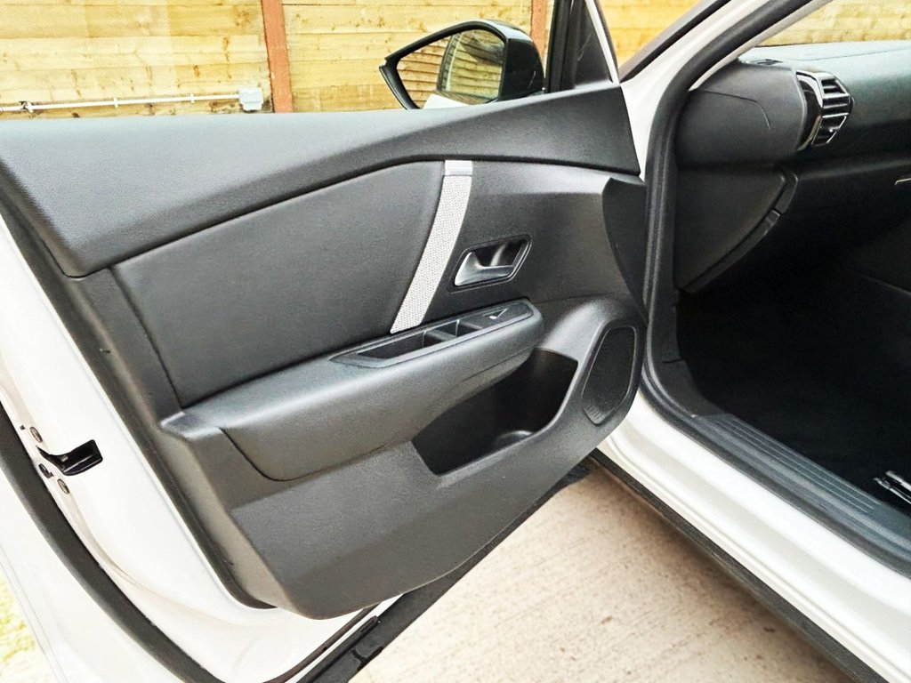 Used Citroen C4 2021 for sale - 76617559: Photo 20