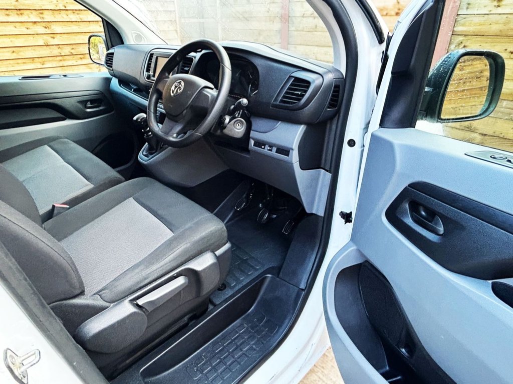 Used Vauxhall Vivaro 2022 for sale - 76767994: Photo 12