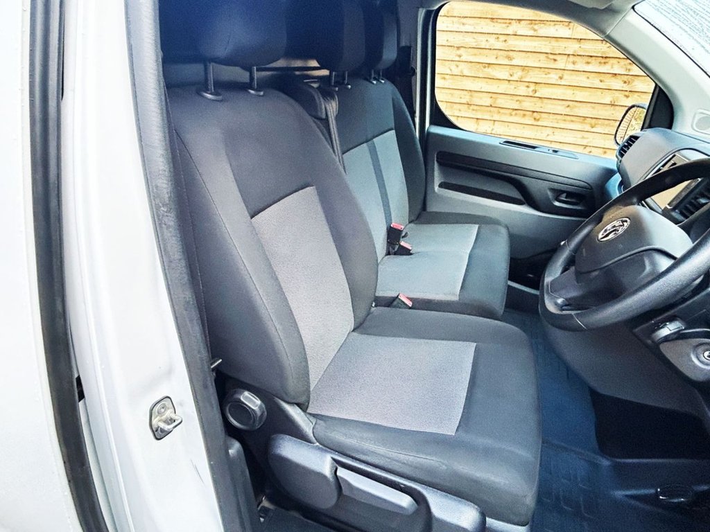 Used Vauxhall Vivaro 2022 for sale - 76767994: Photo 13