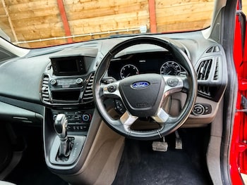 Used Ford Grand Tourneo Connect 2020 for sale - 77693385: Photo