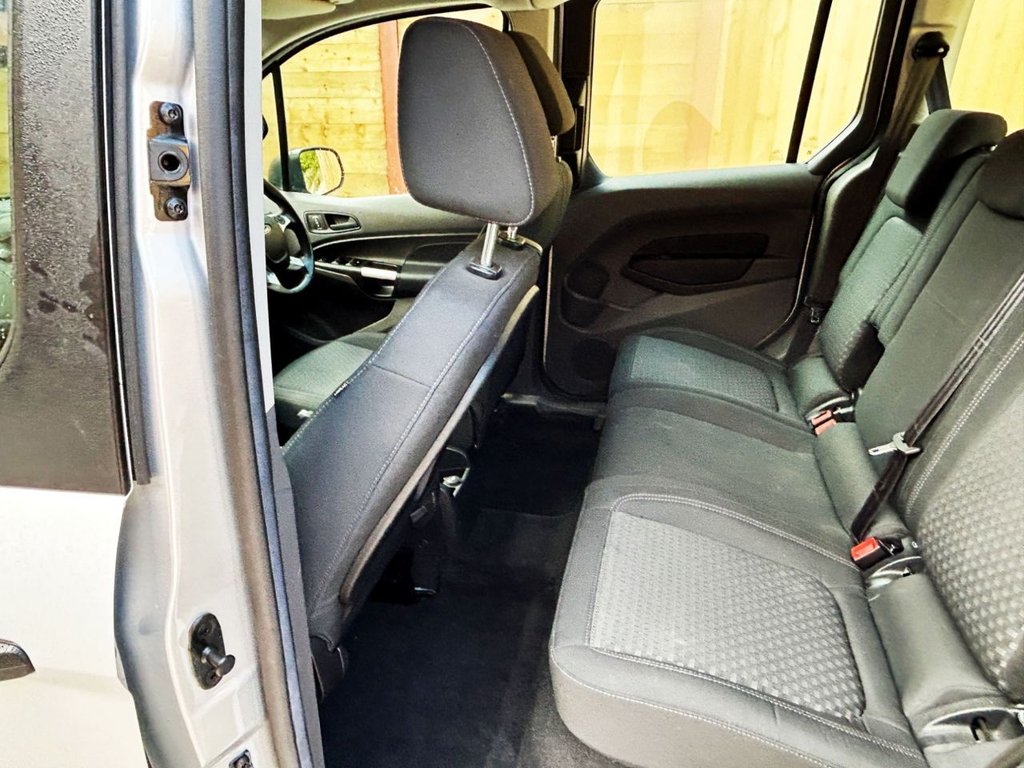 Used Ford Tourneo Connect 2020 for sale - 76010041: Photo 19