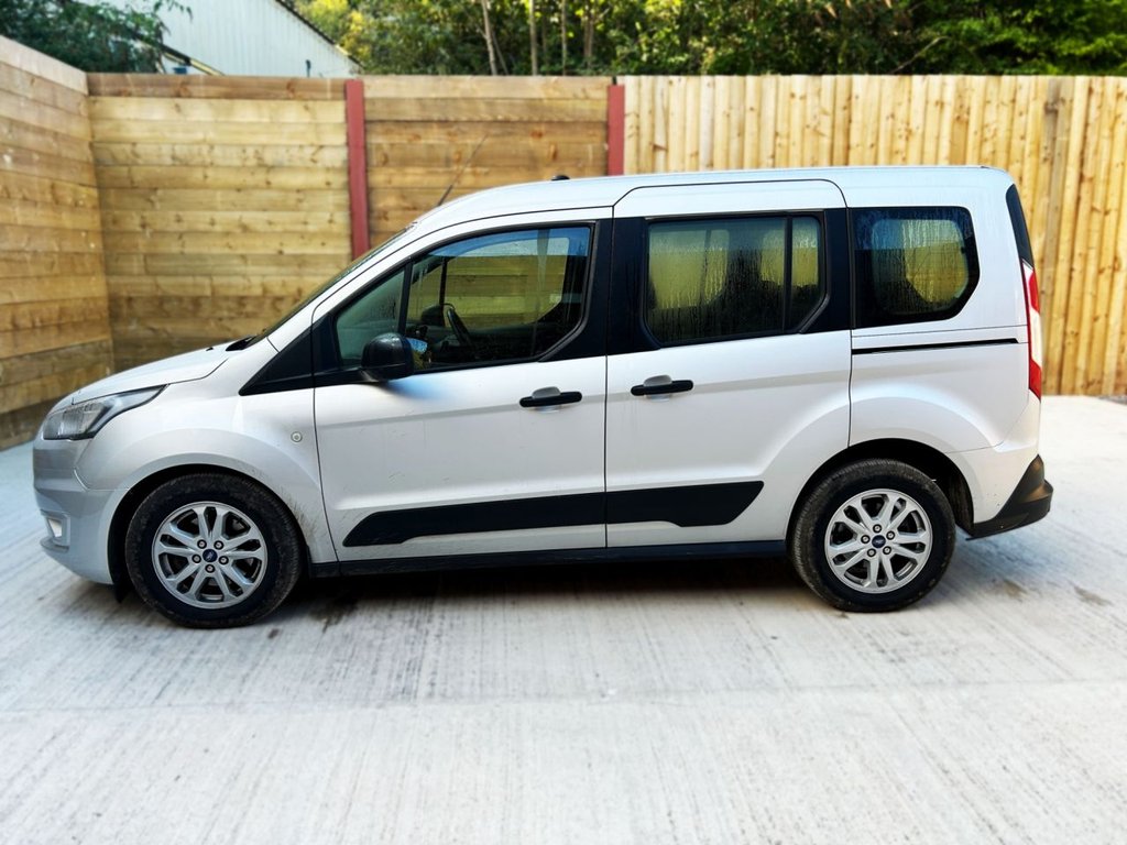Used Ford Tourneo Connect 2020 for sale - 76010041: Photo 5