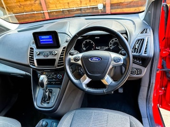 Used Ford Grand Tourneo Connect 2022 for sale - 77693345: Photo