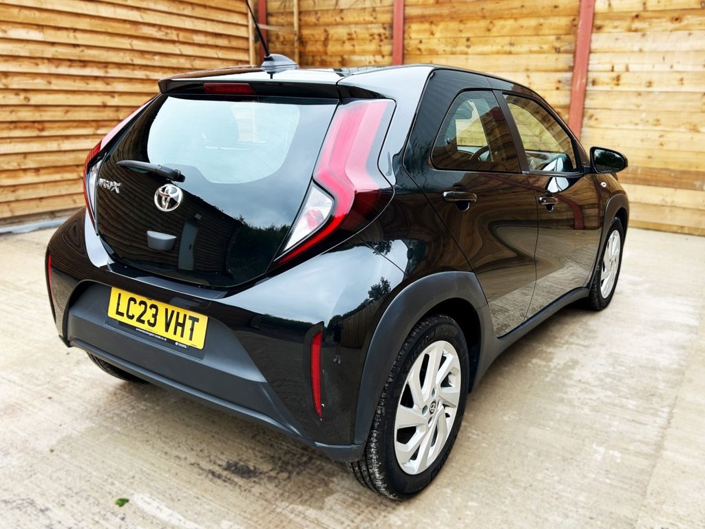 Used Toyota Aygo X 2023 for sale - 76604348: Photo 3