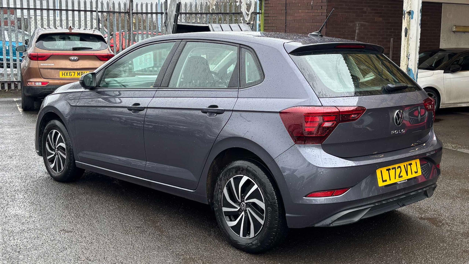 Used Volkswagen Polo 2022 for sale - 77858907: Photo 4