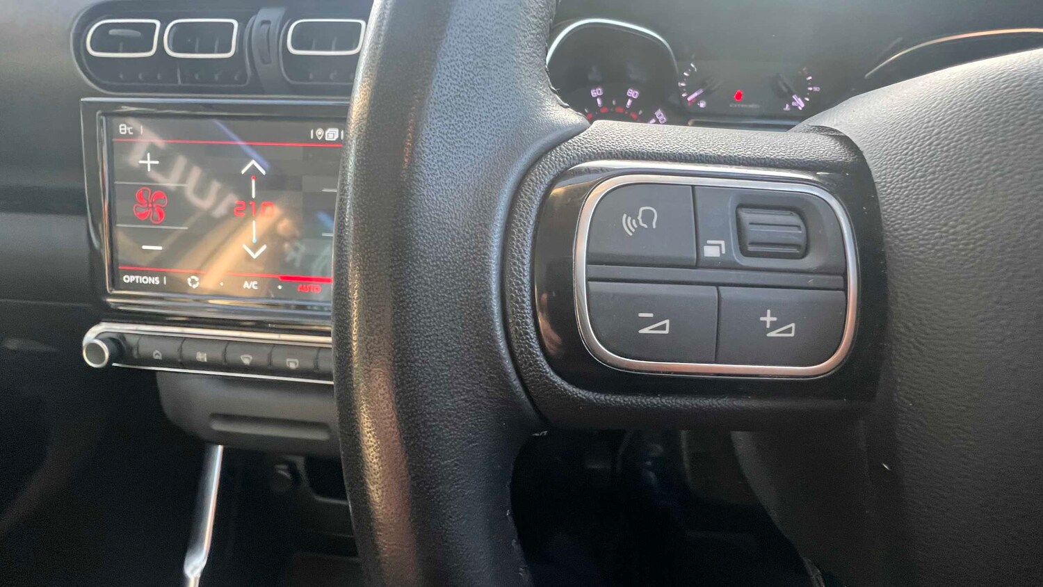 Used Citroen C3 Aircross for sale - 77858543: Photo 15