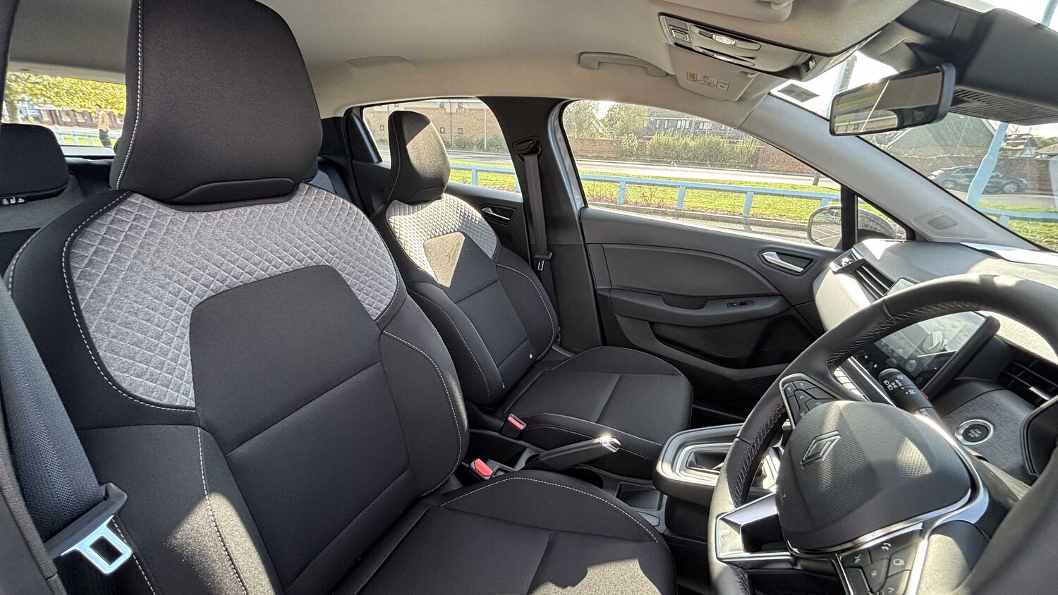 Used Renault Clio 2025 for sale - 77856578: Photo 16