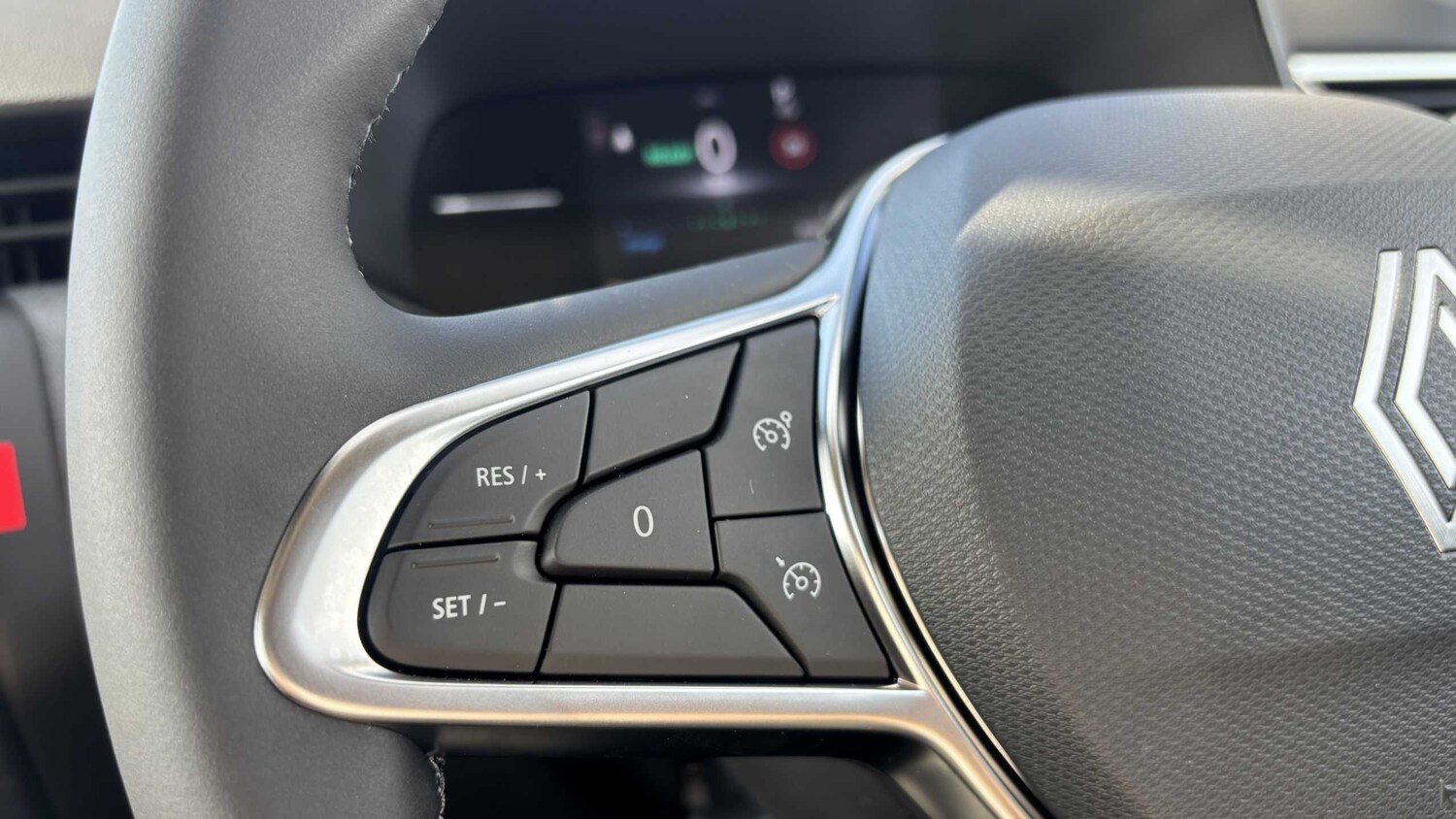 Used Renault Clio 2025 for sale - 77856578: Photo 23