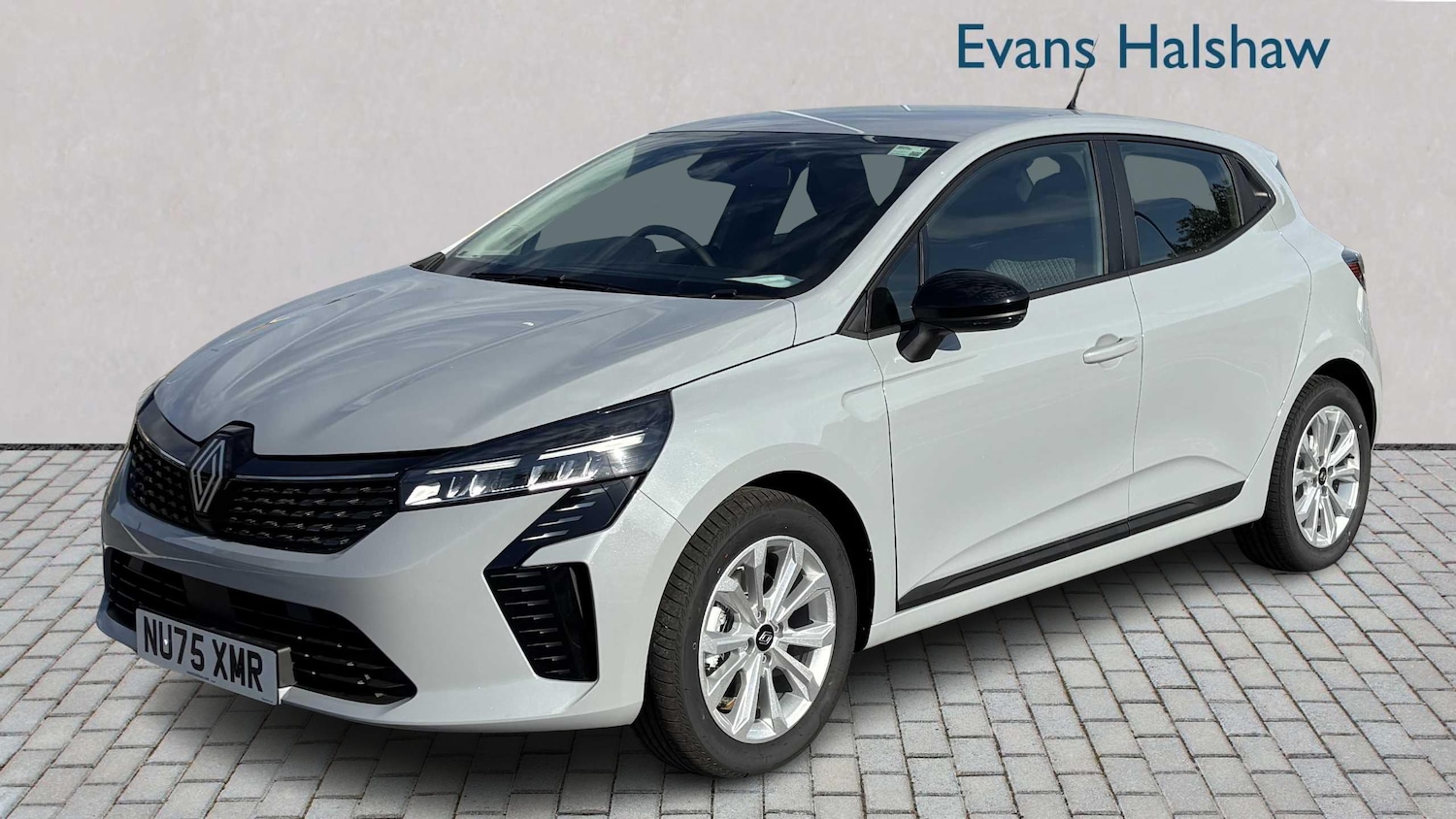 Used Renault Clio 2025 for sale - 77856578: Photo 4