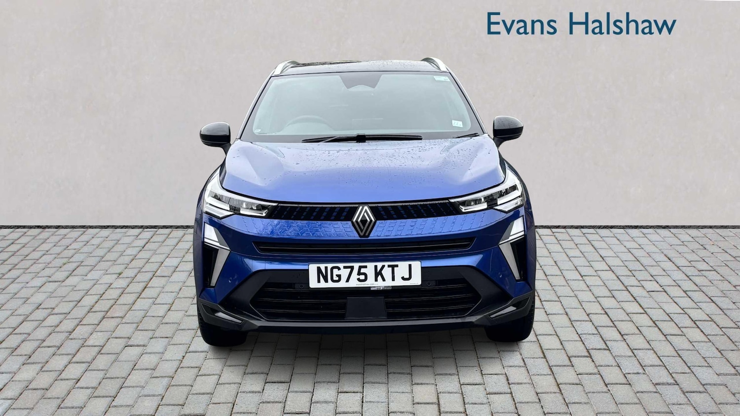 Used Renault Captur 2025 for sale - 78023873: Photo 2