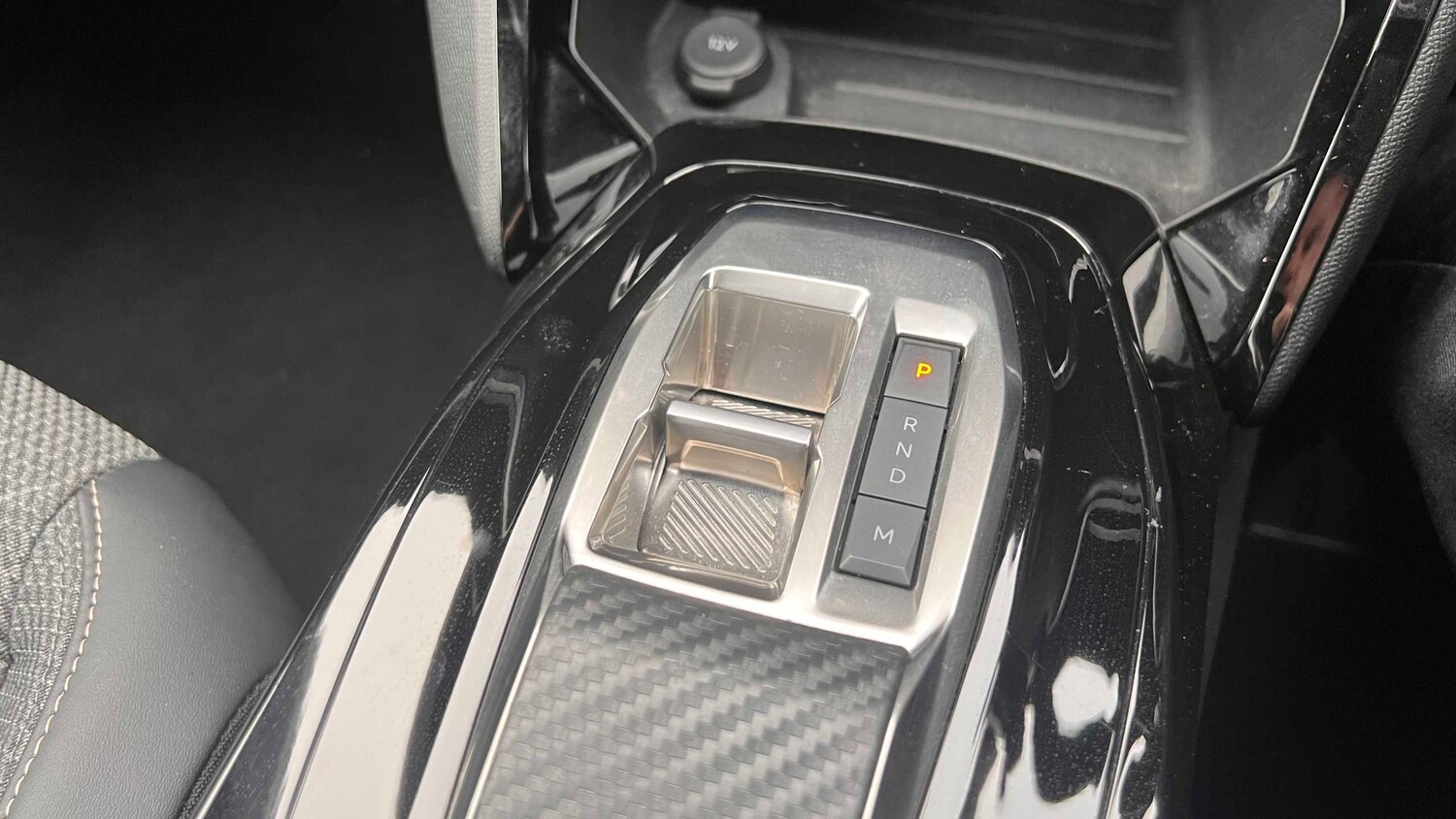 Used Peugeot 2008 for sale - 77861952: Photo 11