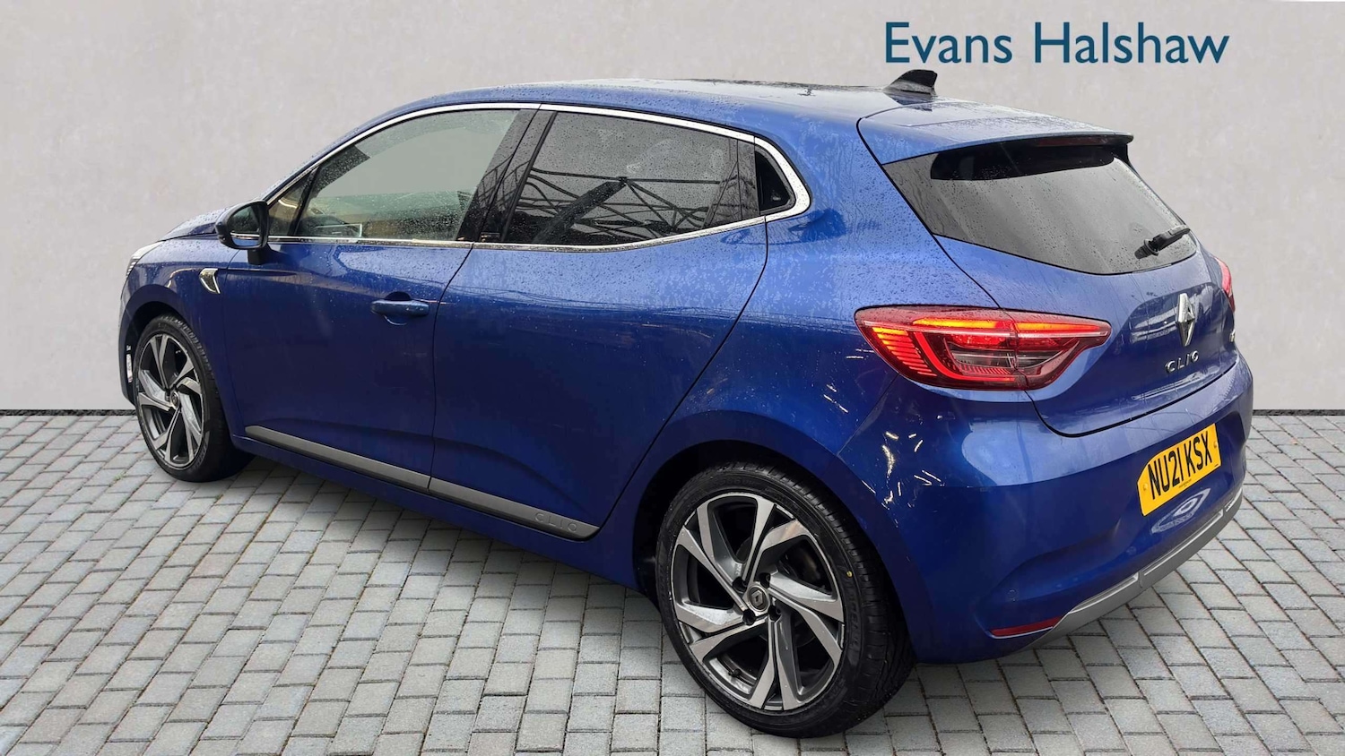 Used Renault Clio 2021 for sale - 77857724: Photo 4