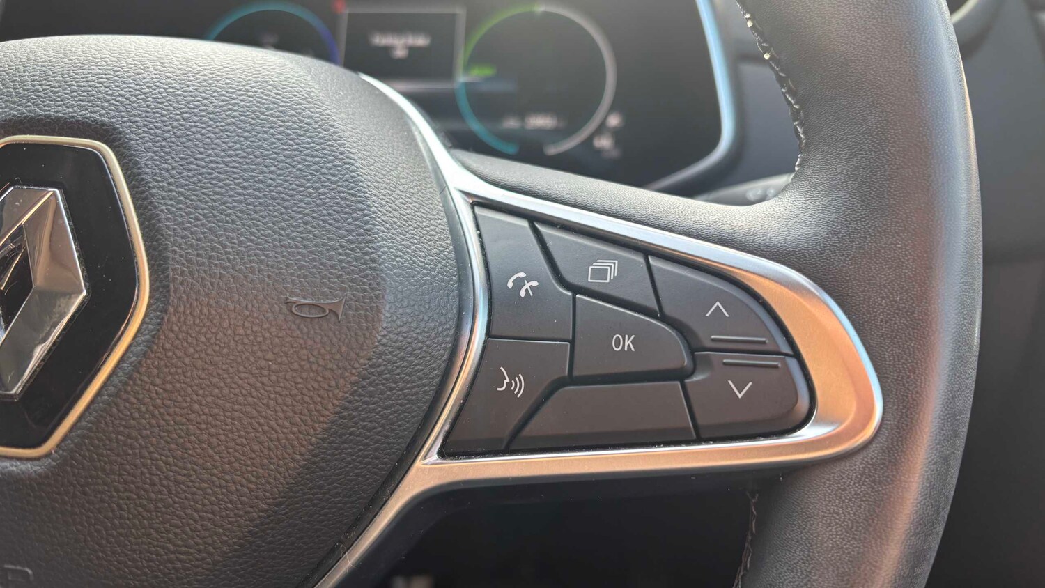 Used Renault Zoe 2022 for sale - 77858381: Photo 14