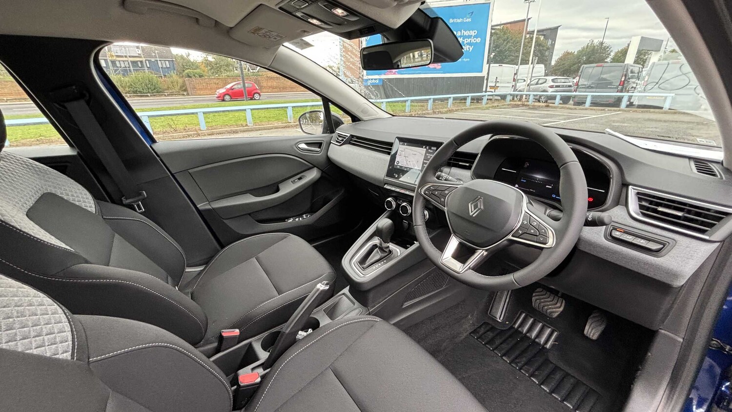 Used Renault Clio 2025 for sale - 77857988: Photo 15