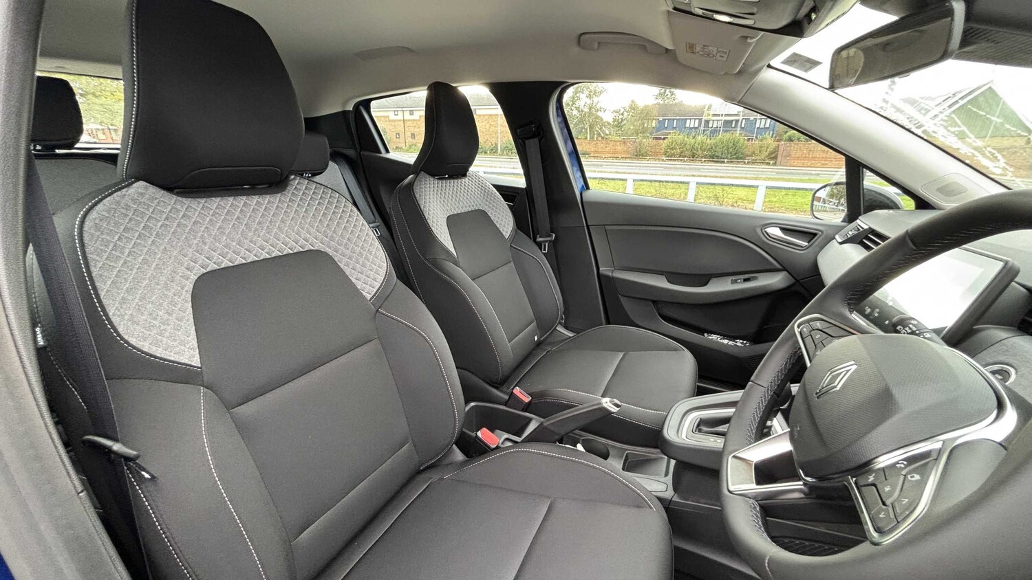 Used Renault Clio 2025 for sale - 77857988: Photo 16