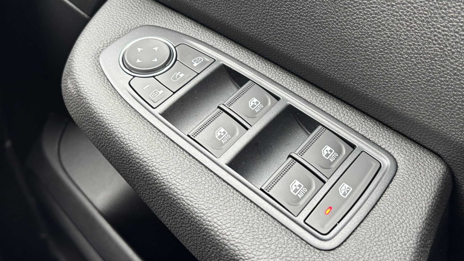 Used Renault Clio 2025 for sale - 77857988: Photo 30