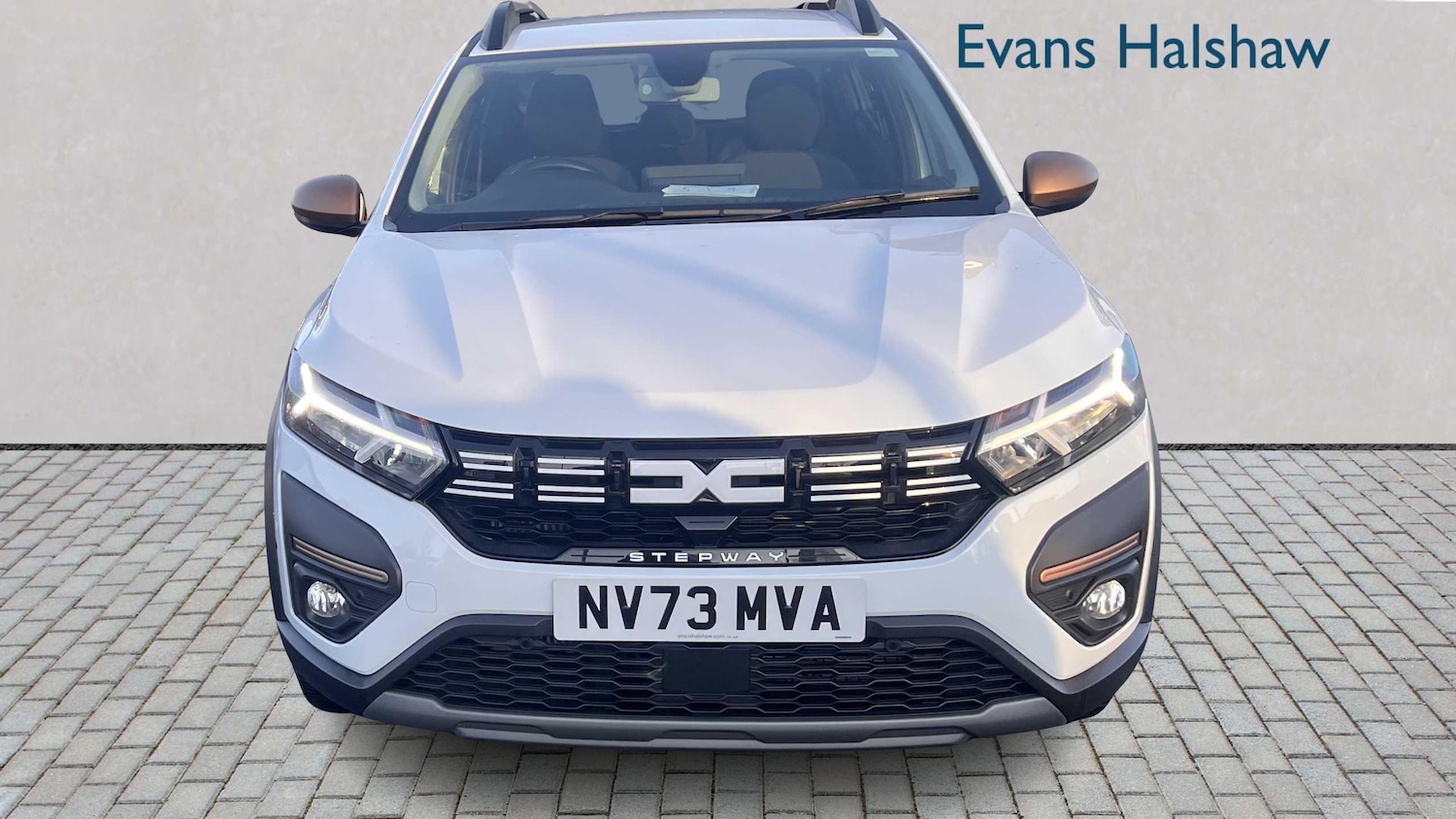 Used Dacia Sandero Stepway for sale - 77857869: Photo 2