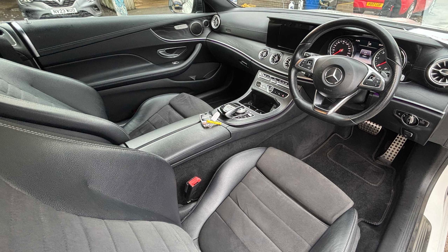 Used Mercedes-Benz E Class for sale - 77862167: Photo 10