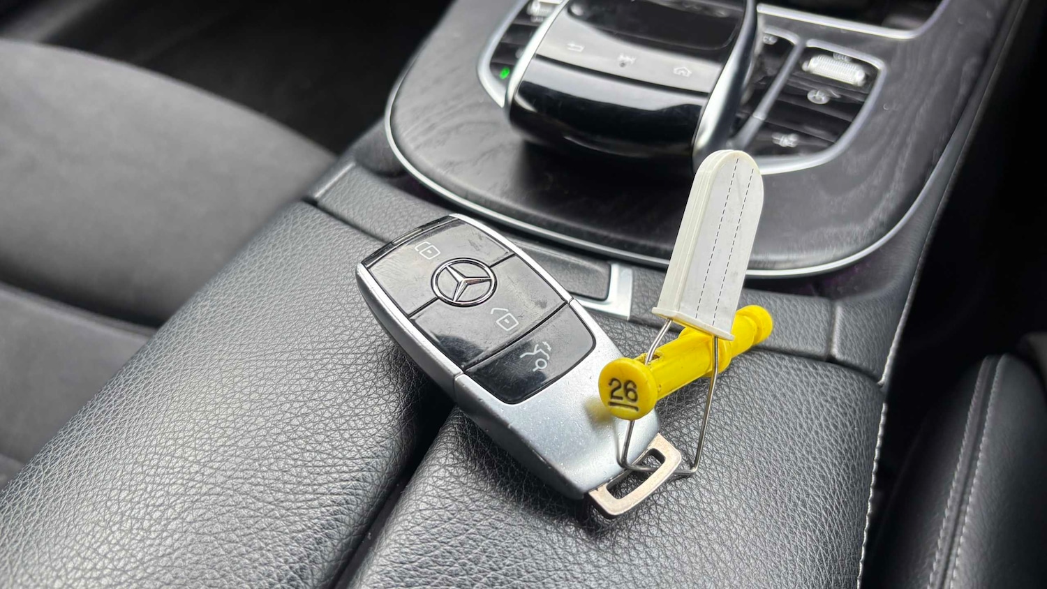 Used Mercedes-Benz E Class for sale - 77862167: Photo 20