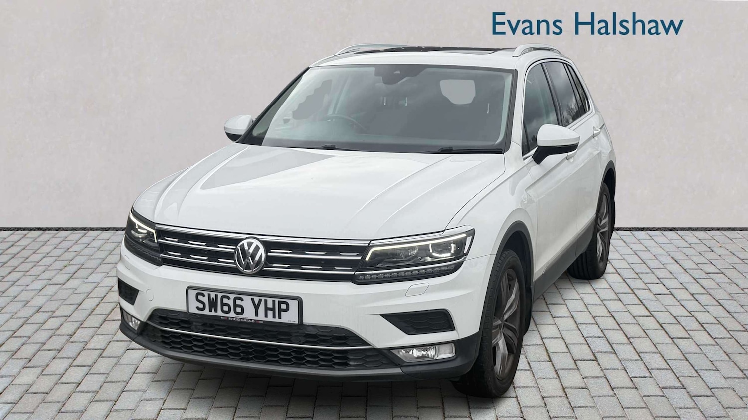 Used Volkswagen Tiguan 2016 for sale - 78129758: Photo 2