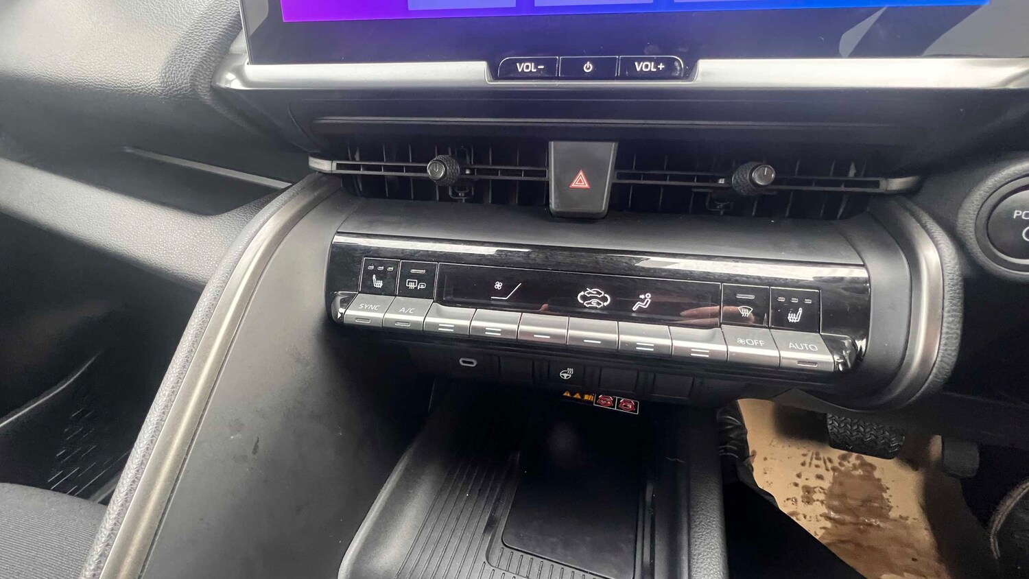 Used Toyota C-HR 2024 for sale - 77859542: Photo 15