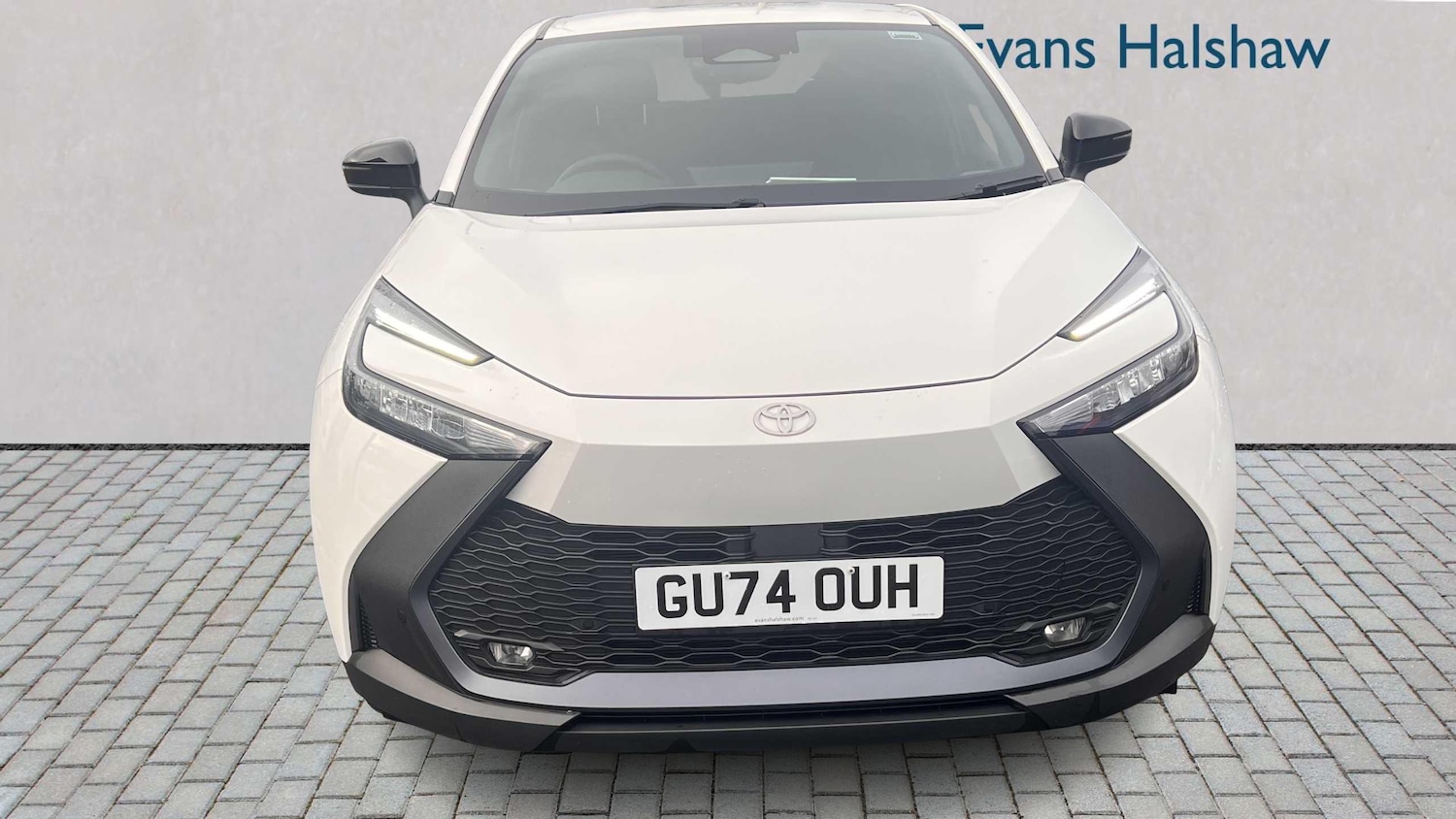 Used Toyota C-HR 2024 for sale - 77859542: Photo 2