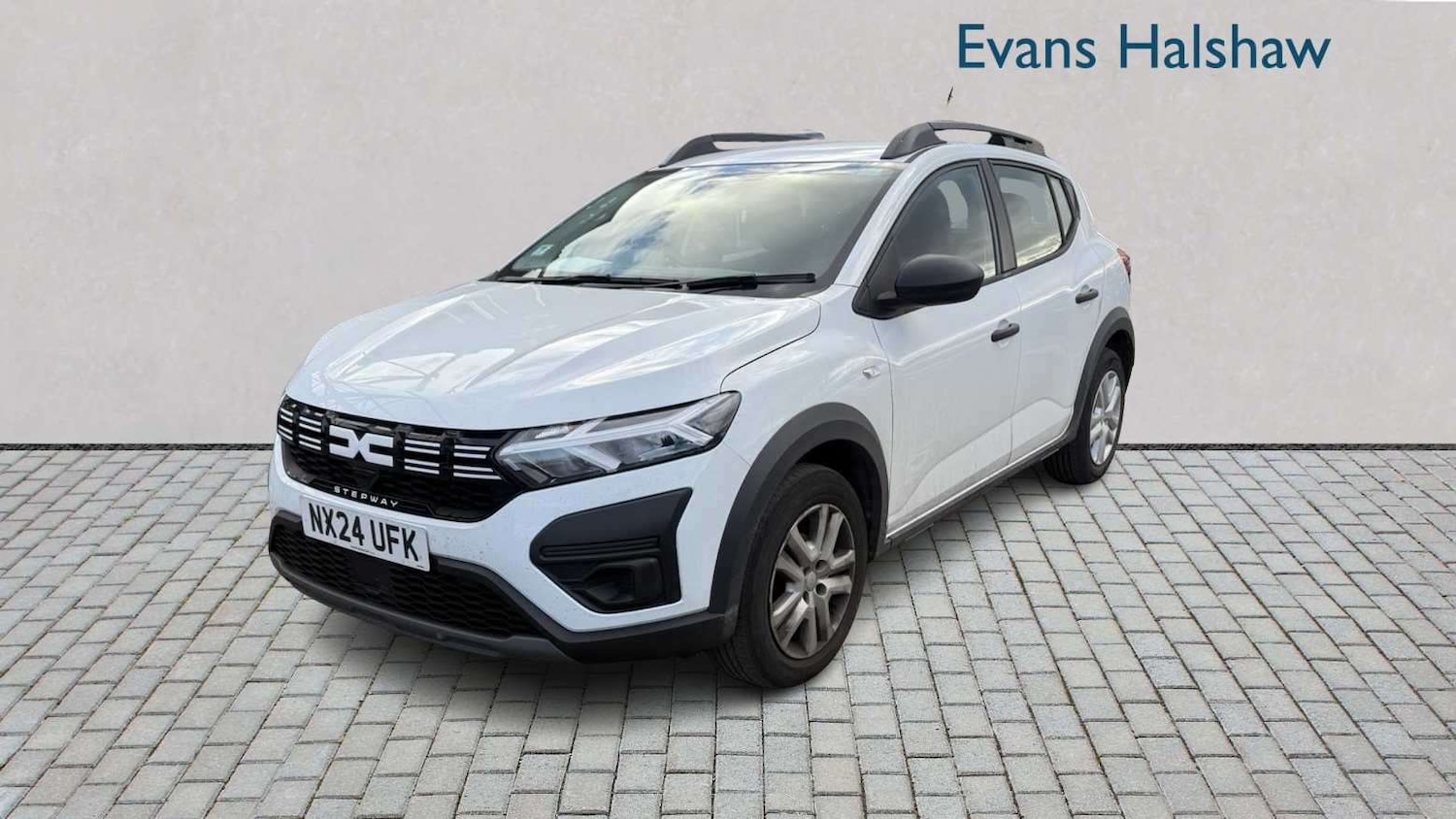 Used Dacia Sandero Stepway for sale - 78104191: Photo 2