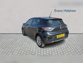 Used Renault Clio 2025 for sale - 78732173: Photo