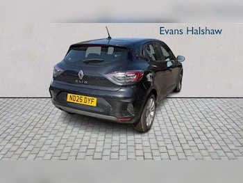 Used Renault Clio 2025 for sale - 78732173: Photo