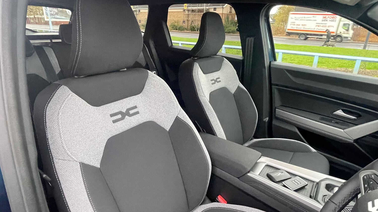 Used Dacia Bigster 2025 for sale - 77859019: Photo 27