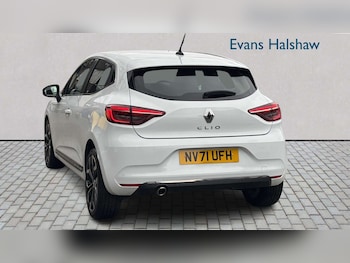 Used Renault Clio 2022 for sale - 79541838: Photo