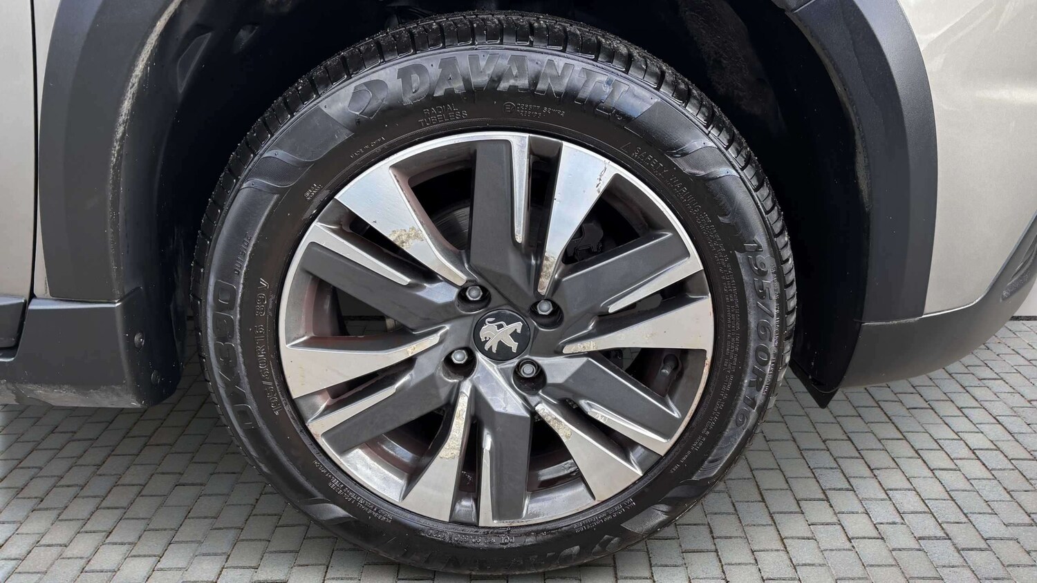 Used Peugeot 2008 for sale - 77857730: Photo 7