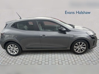 Used Renault Clio 2025 for sale - 78787220: Photo