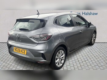 Used Renault Clio 2025 for sale - 78787220: Photo
