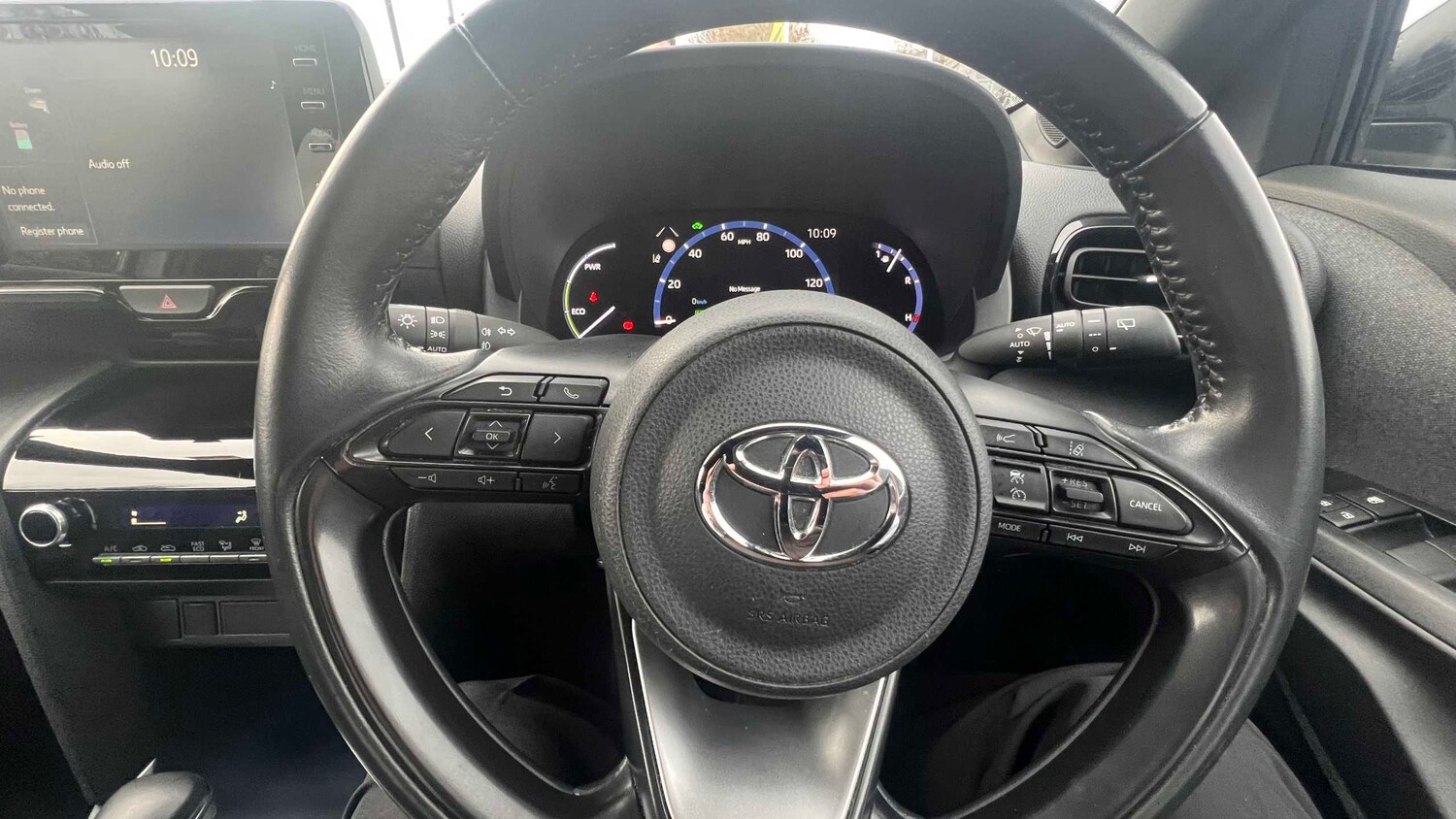 Used Toyota Yaris Cross for sale - 77862403: Photo 13